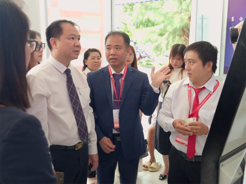 Hội Thảo Chuyển Đổi Số Trung Tâm Y Tế Châu Phú